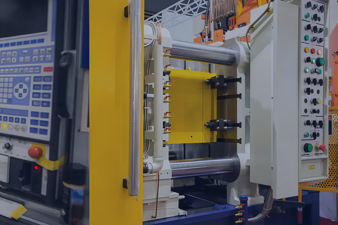 Metal-Injection-molding-machine-VS-Die-Casting-machine-Hero-image_副本